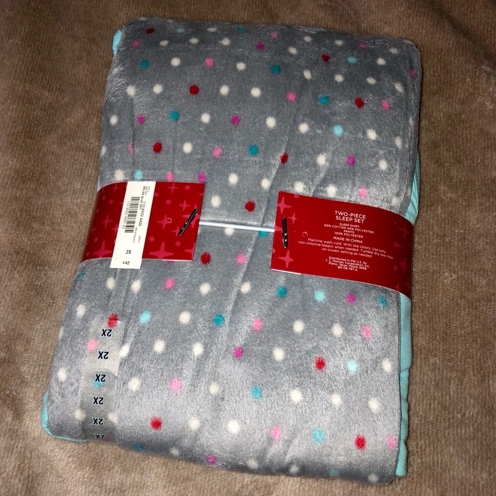Sleep Chic Pajama Set - Picture 2 of 5
